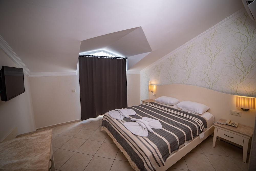 Blue Star Hotel Ολουντενίζ Εξωτερικό φωτογραφία