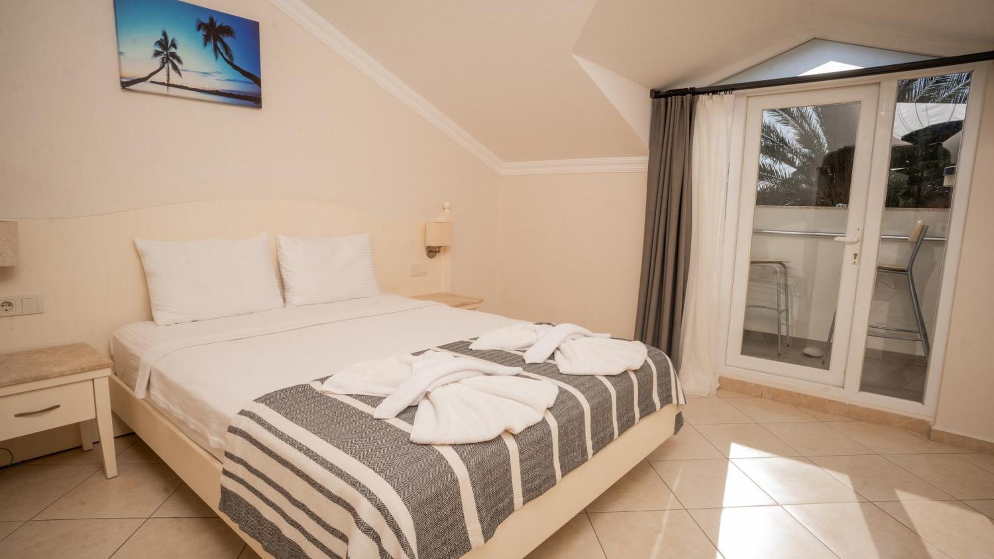 Blue Star Hotel Ολουντενίζ Εξωτερικό φωτογραφία
